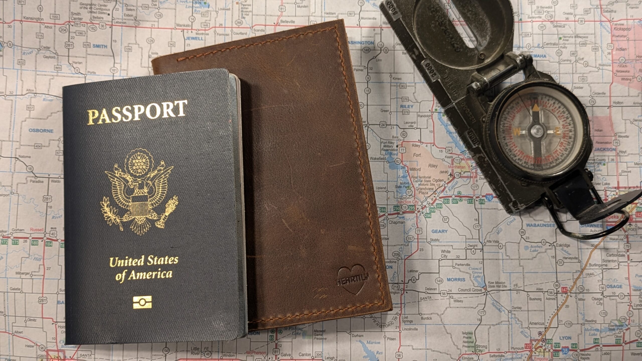 Passport Holder – Heartily Handcrafted Leatherworks